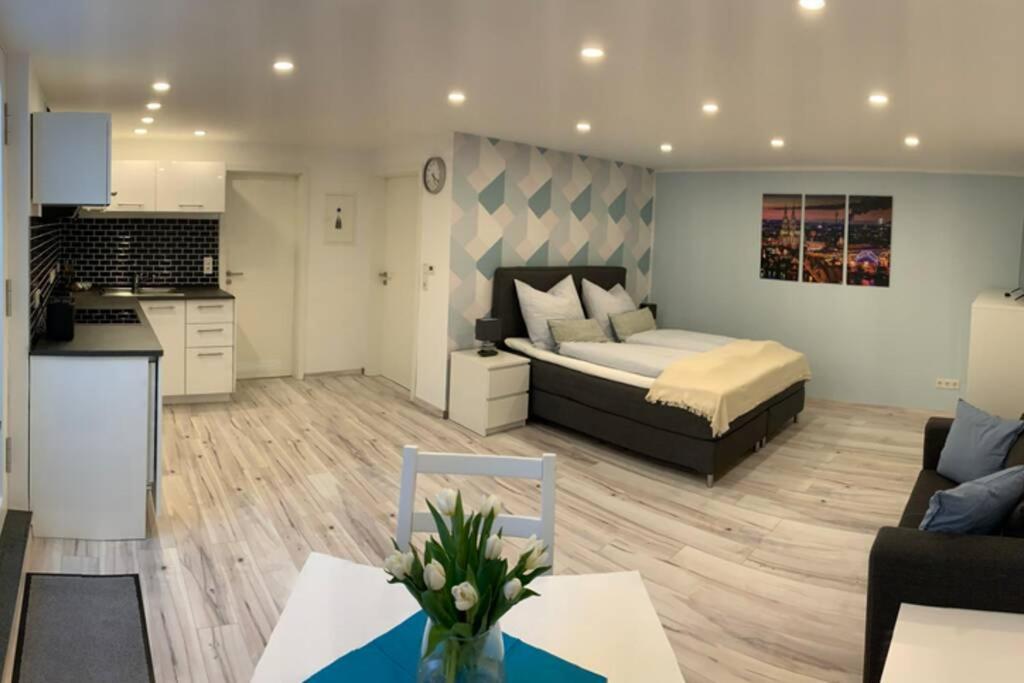 Modern Renovated Apartment Suited For Business Consultants - In Close Distance To Dt, Dhl And Un Campus - Reserved Parking Bonn Exterior foto