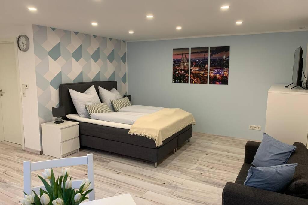 Modern Renovated Apartment Suited For Business Consultants - In Close Distance To Dt, Dhl And Un Campus - Reserved Parking Bonn Exterior foto